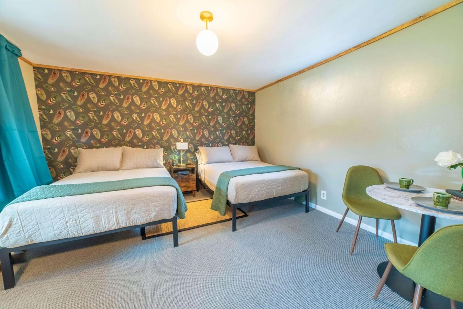 The Springs Motel New Ashford Extérieur photo